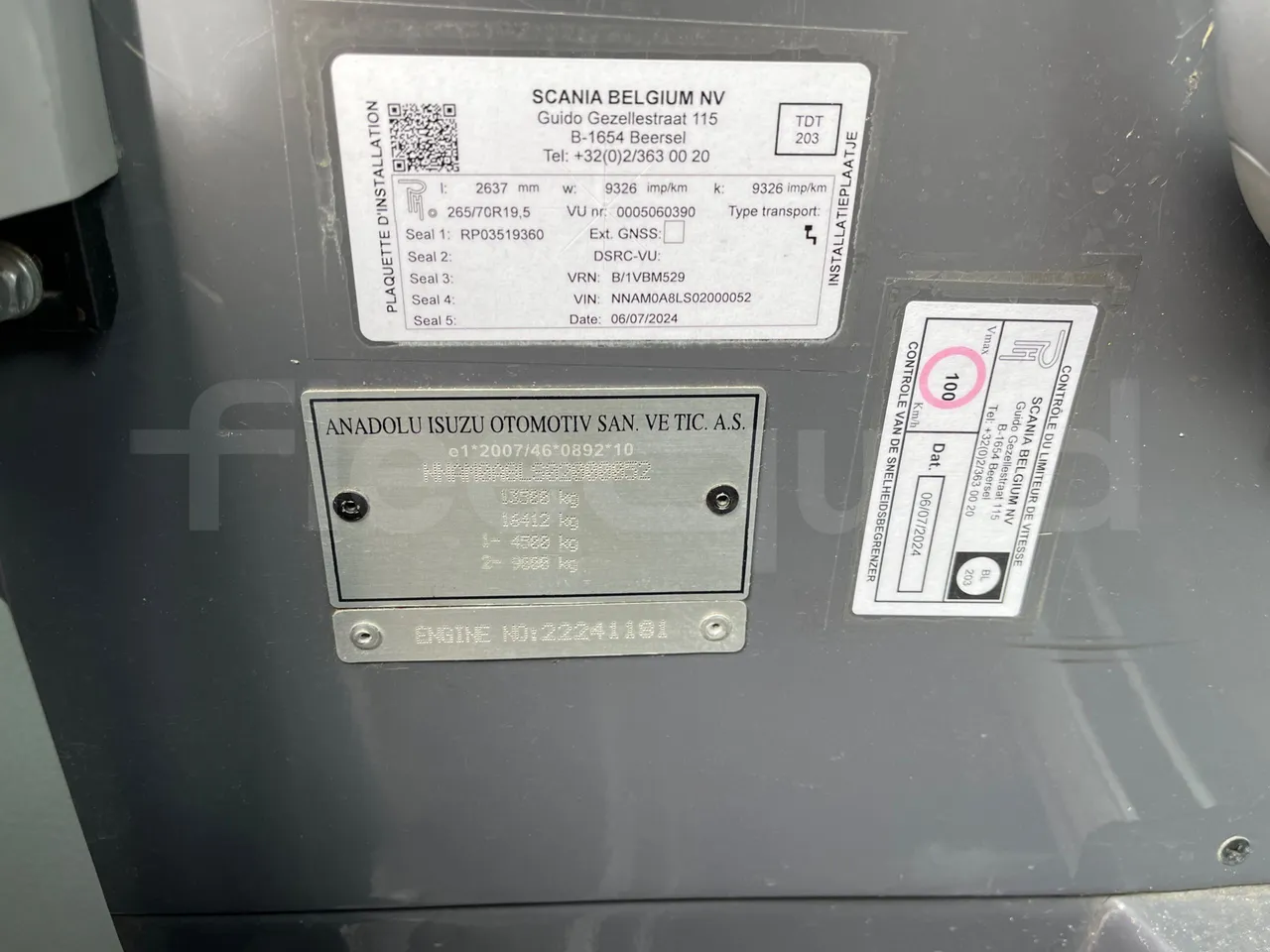 Isuzu Visigo 56L1DDA61 -EUR6 -182kW - 9.560m - vehicle plate photo