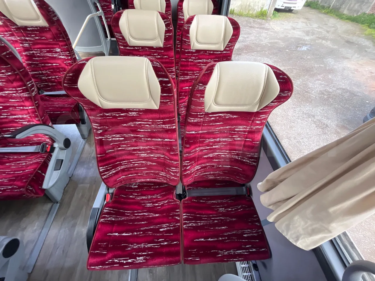 Isuzu Visigo 56L1DDA61 -EUR6 -182kW - 9.560m - turntable internal (18m)