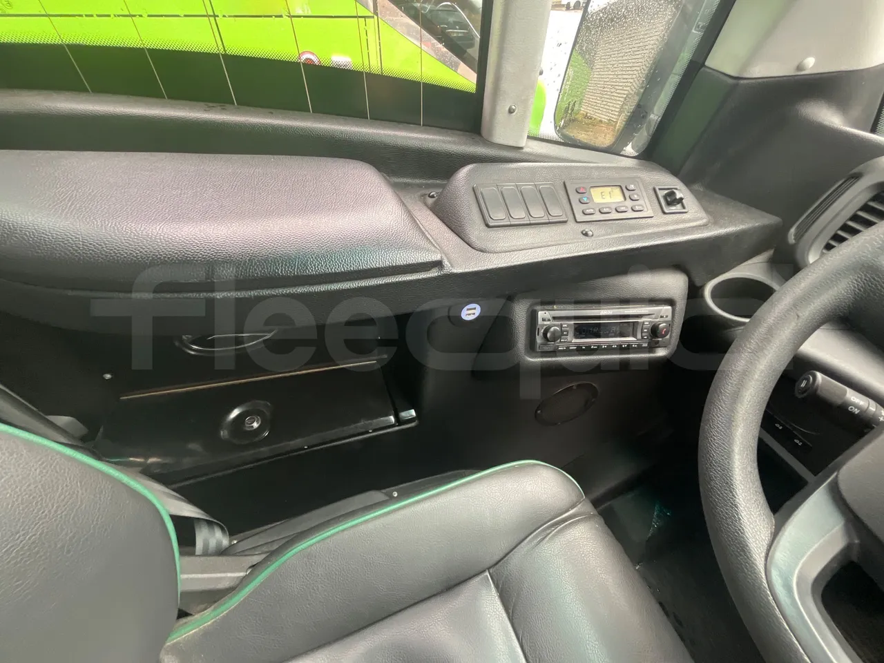 Iveco Ferqui S327C - Euro 6 - 132 kW - 8.470 mt - command unit indicators