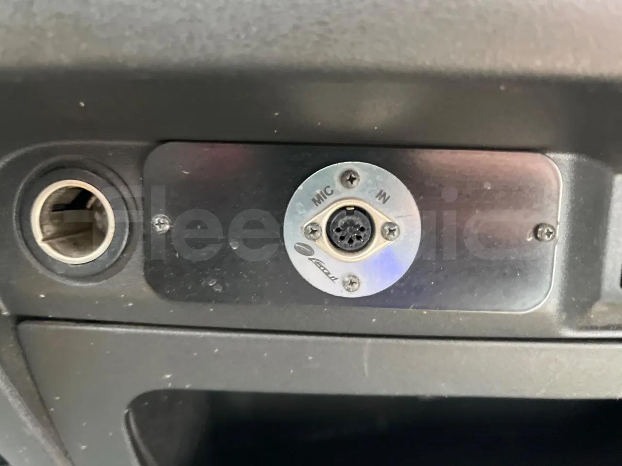 Iveco Ferqui S327C - Euro 6 - 132 kW - 8.470 mt - hostes microphone accessories photo