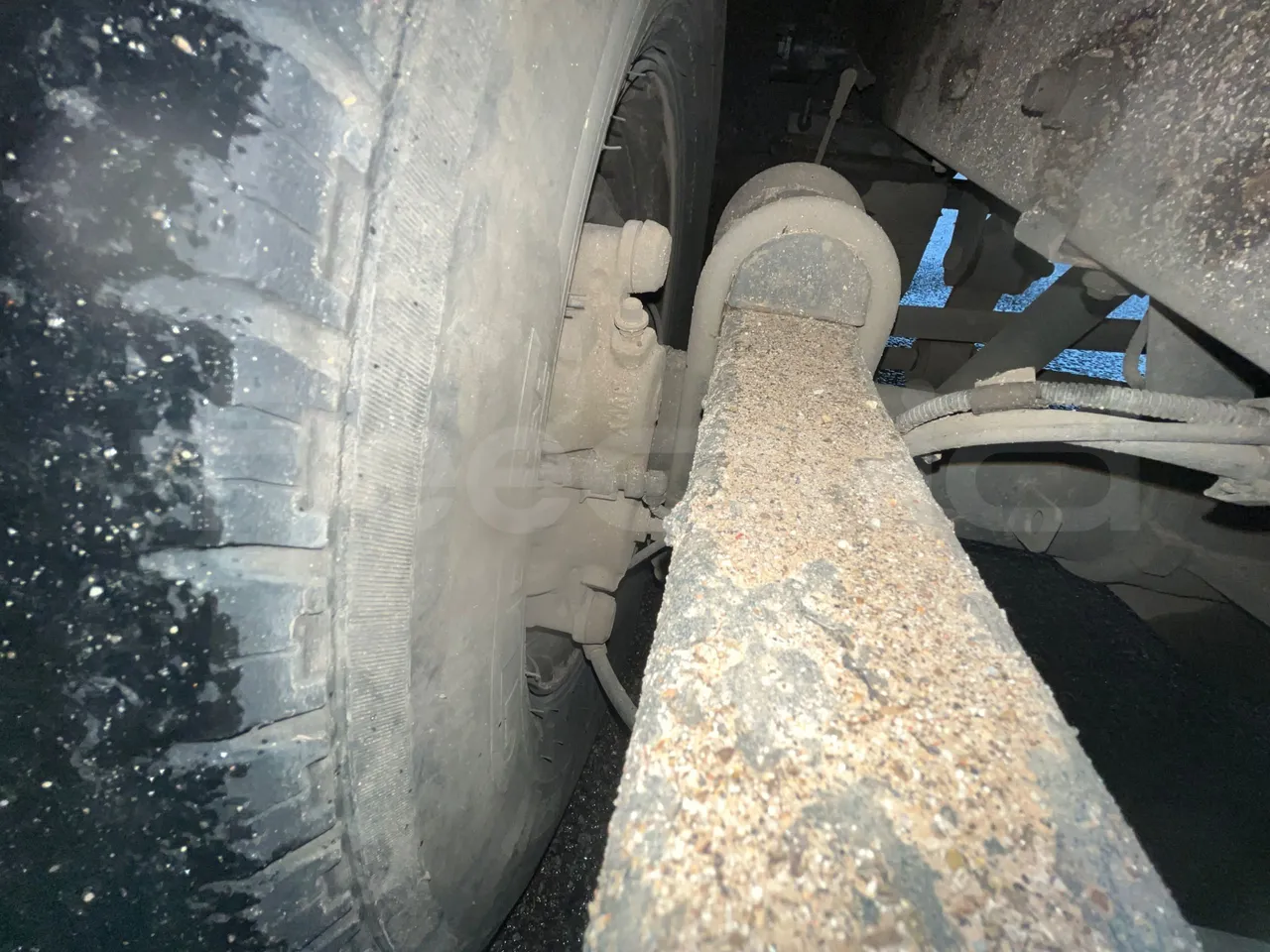 Iveco Ferqui S327C - Euro 6 - 132 kW - 8.470 mt - axle 2 caliper brakes right