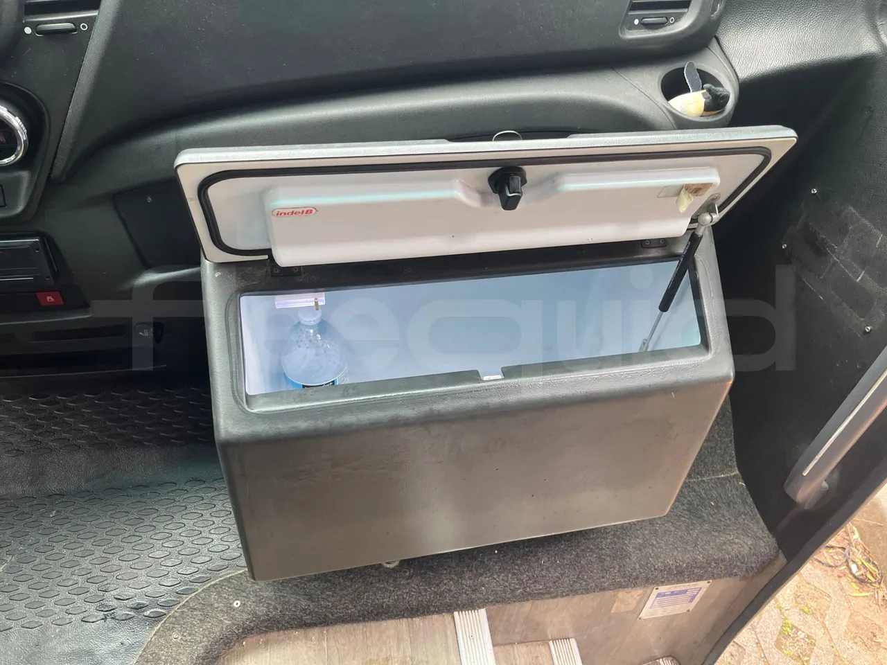 Iveco Ferqui S327C - Euro 6 - 132 kW - 8.470 mt - coffee machine accessories