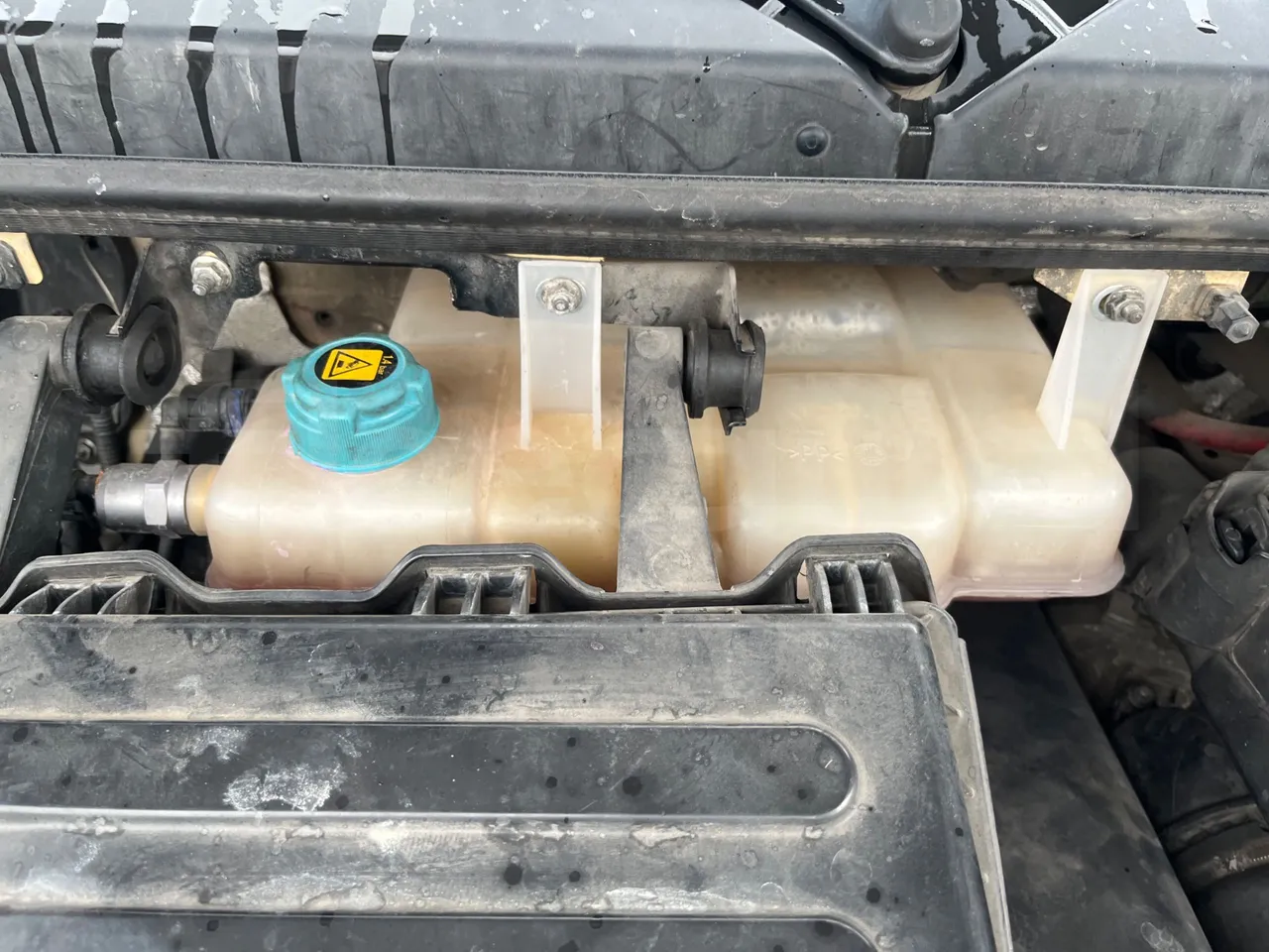 Iveco Ferqui S327C - Euro 6 - 132 kW - 8.470 mt - fire extinguishing system