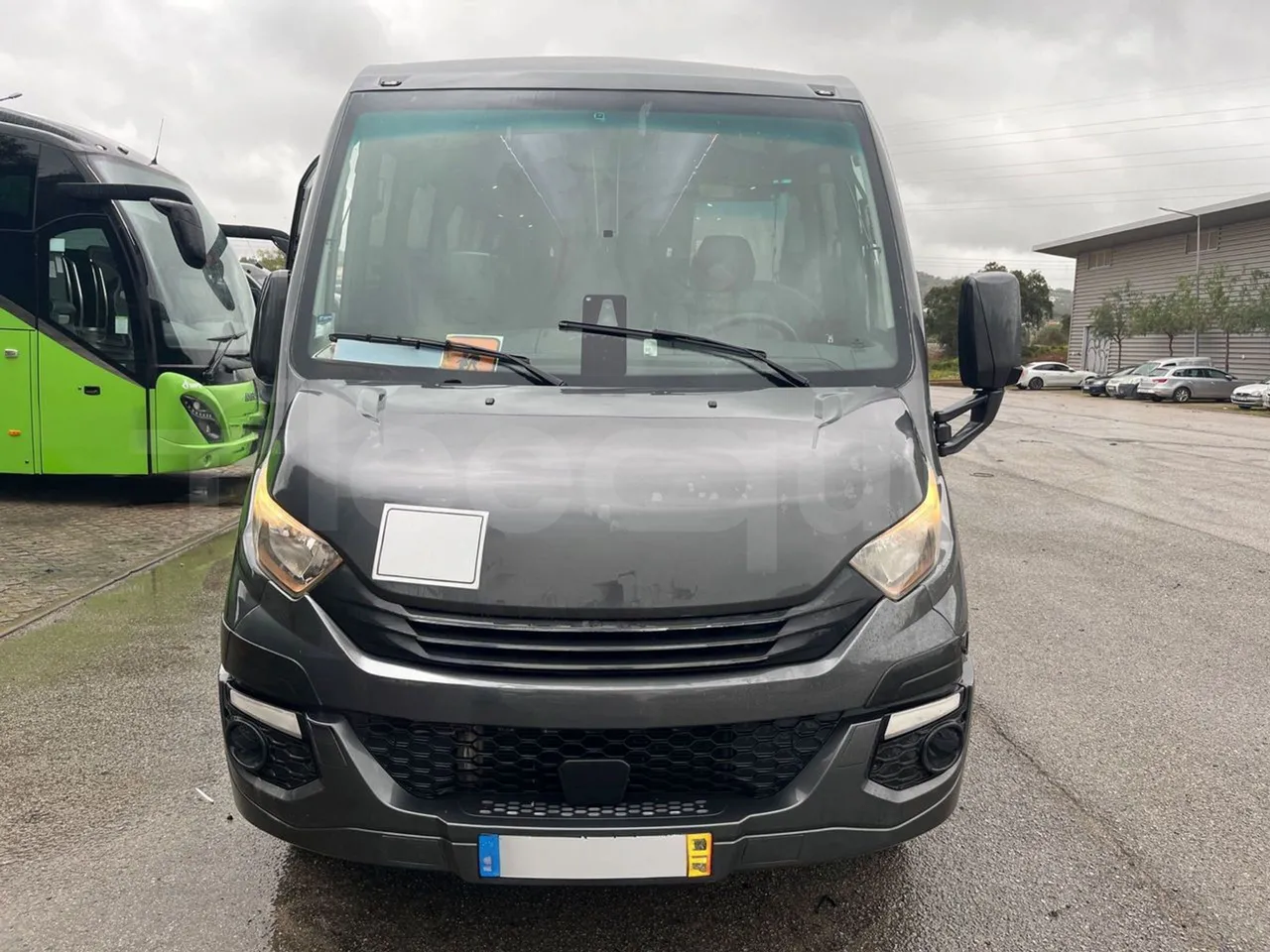 Iveco Ferqui S327C - Euro 6 - 132 kW - 8.470 mt - front photo