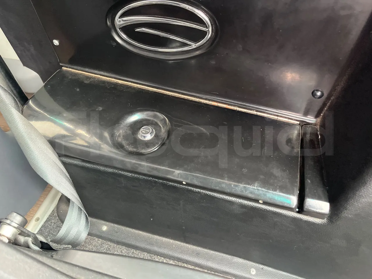 Iveco Ferqui S327C - Euro 6 - 132 kW - 8.470 mt - overhead compartments photo