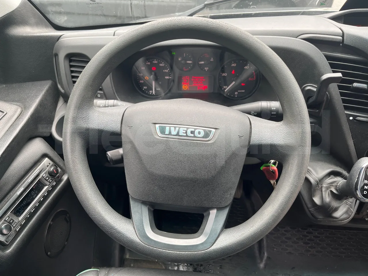 Iveco Ferqui S327C - Euro 6 - 132 kW - 8.470 mt - steering wheel photo