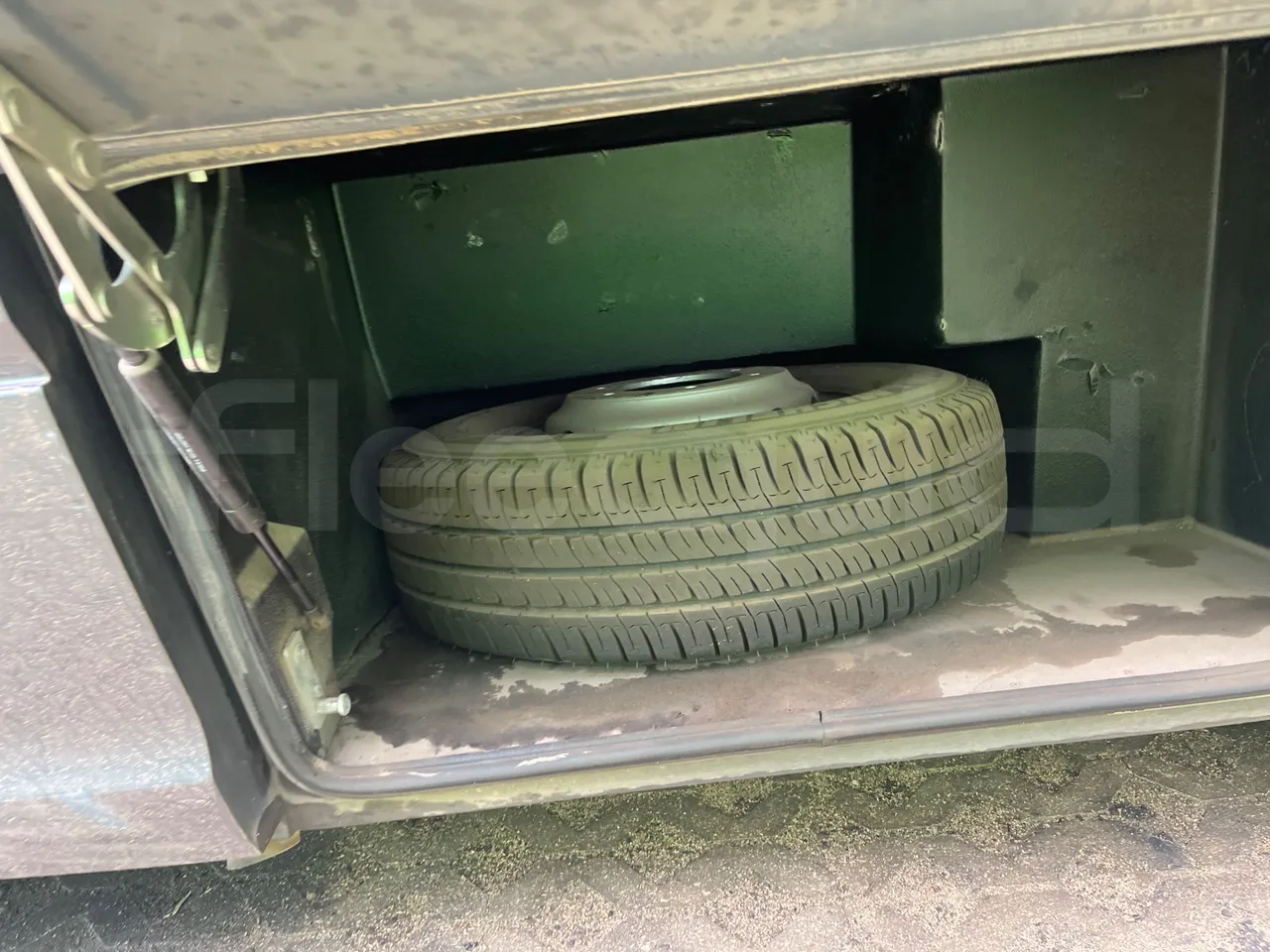 Iveco Ferqui S327C - Euro 6 - 132 kW - 8.470 mt - spare wheel