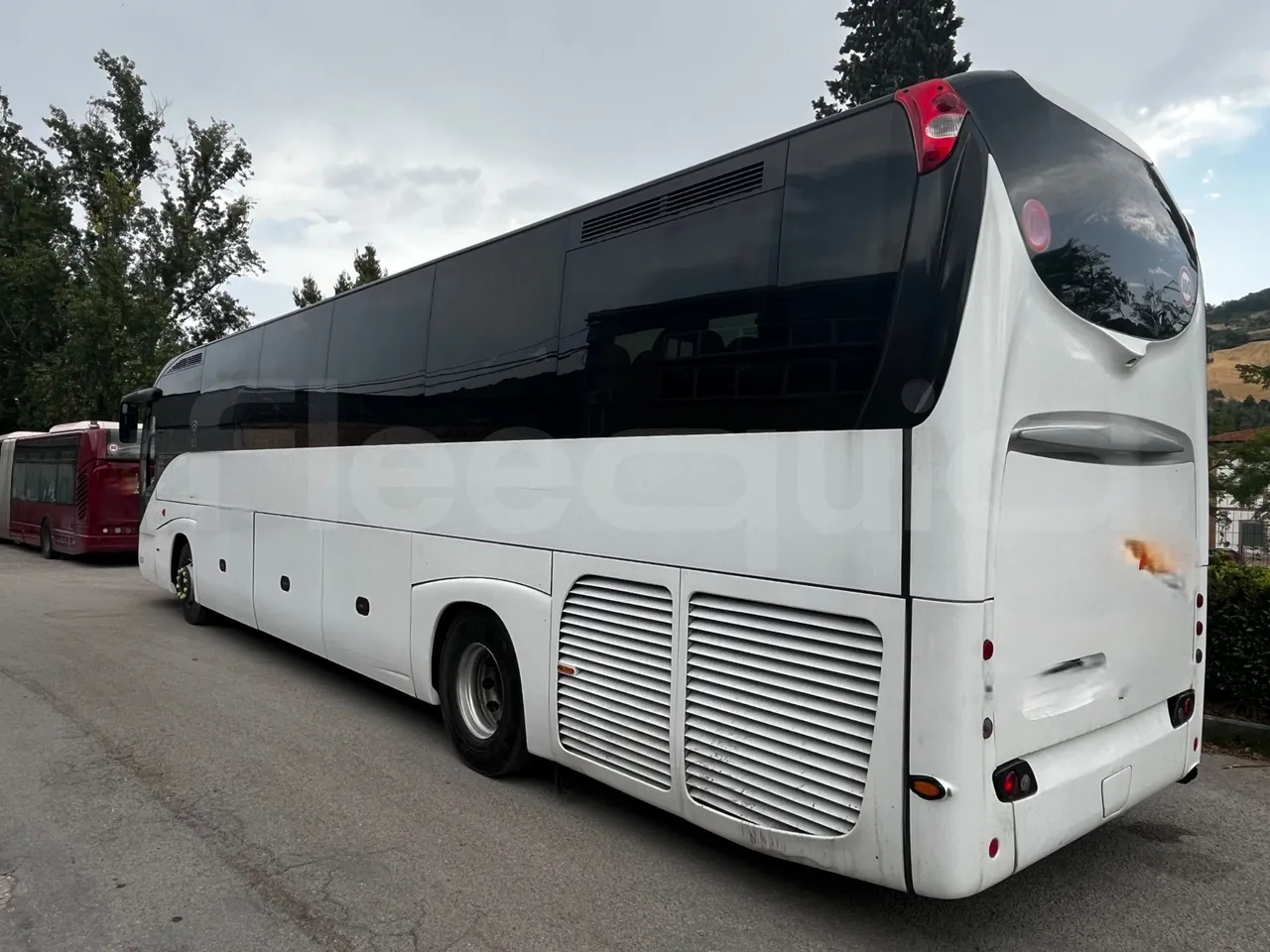 Iveco Magelys - 3/4 left rear side
