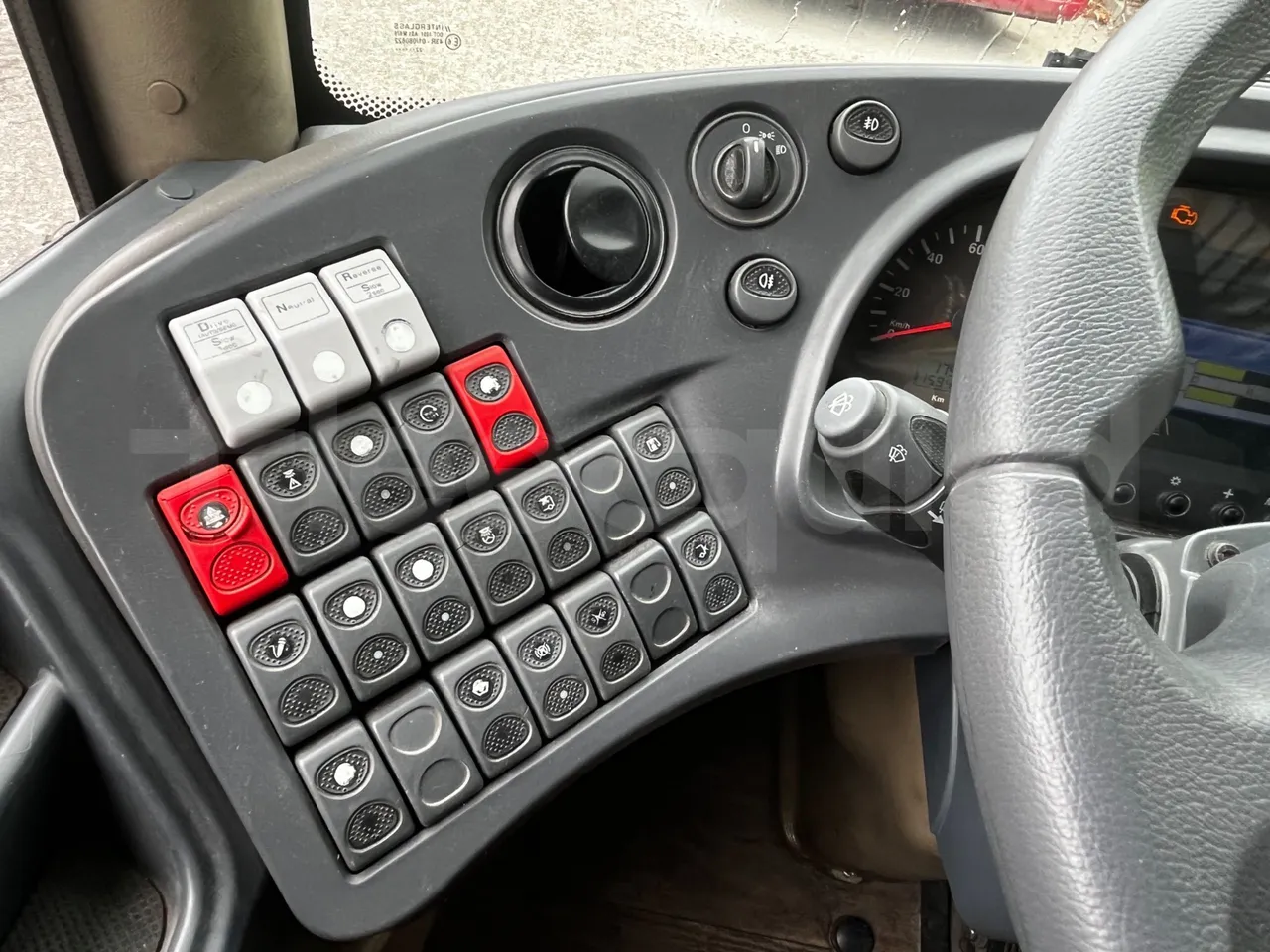 Iveco Magelys - radio accessories photo
