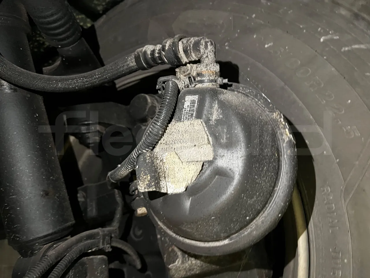 Iveco Magelys - front brake calipers left