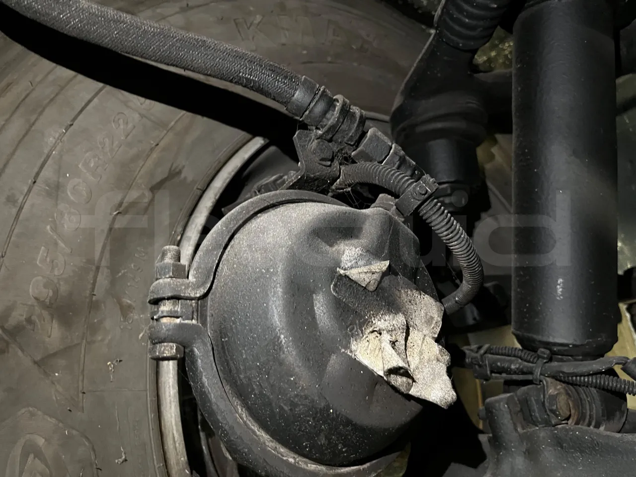 Iveco Magelys - front brake calipers right