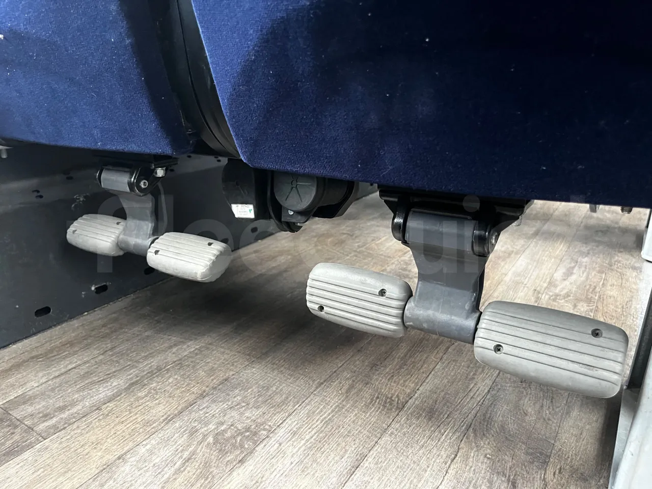 Iveco Magelys - roof hatch 3