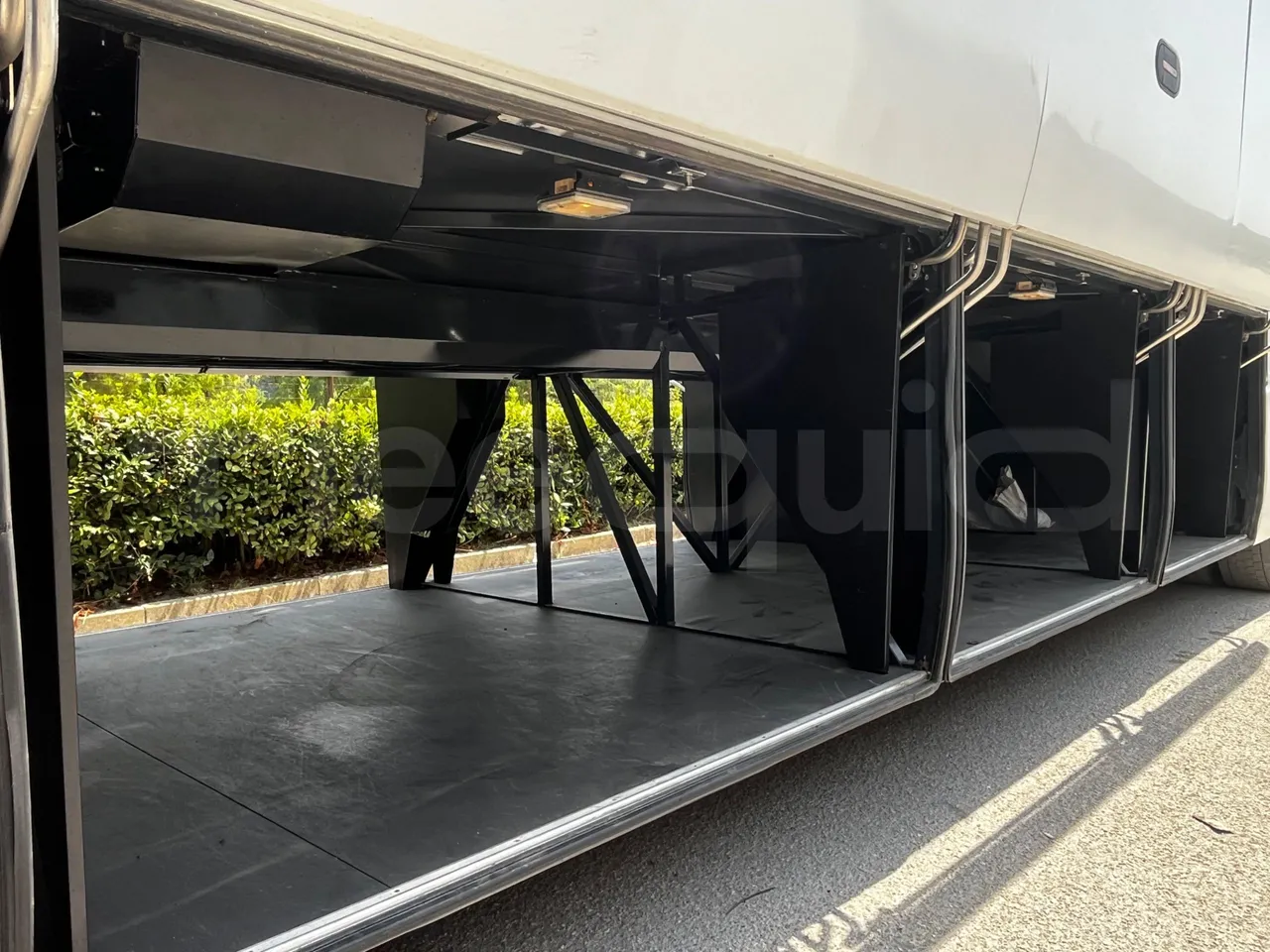 Iveco Magelys - internal frame rust check