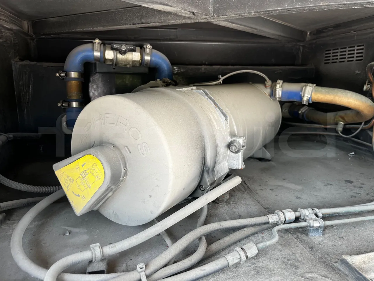 Iveco Magelys - preheater webasto photo
