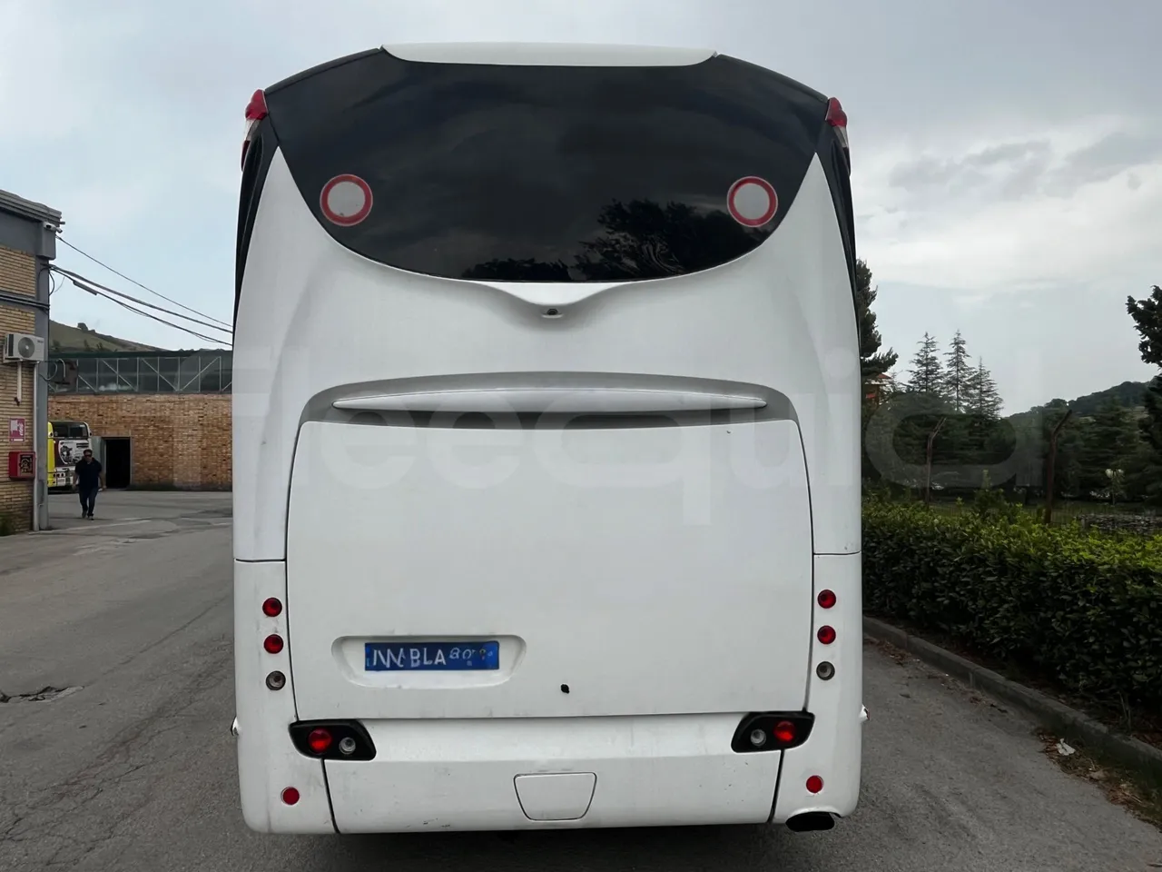 Iveco Magelys - rear hatch closed
