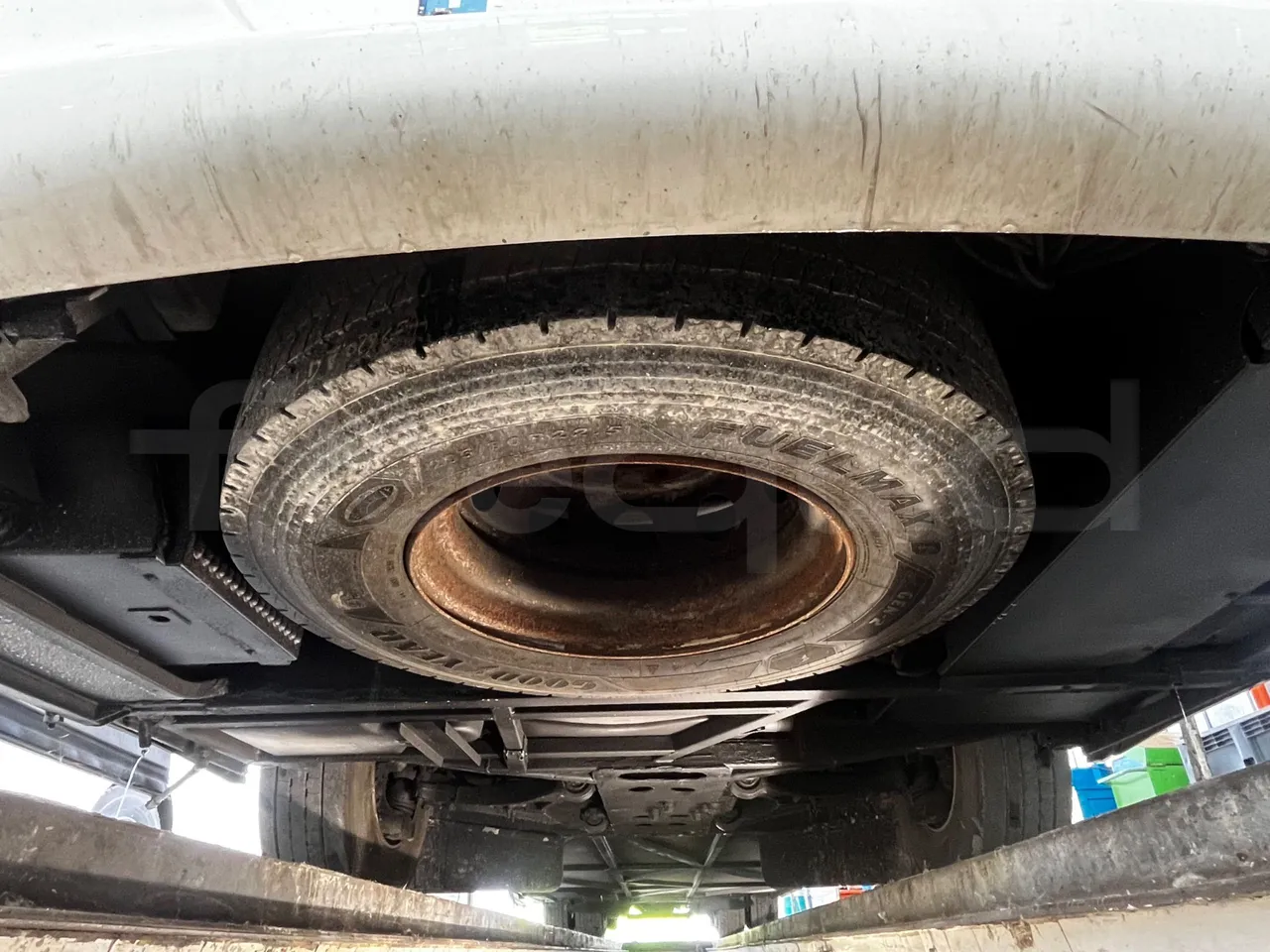 Iveco Magelys - front undercarriage from front