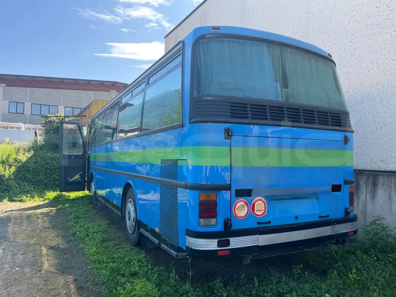 Setra S 210 HL58 - EUR0 - 165kW - 9.34m - 3/4 left rear side