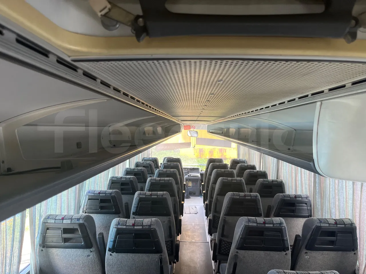Setra S 210 HL58 - EUR0 - 165kW - 9.34m - overhead compartments photo