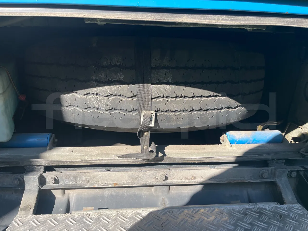 Setra S 210 HL58 - EUR0 - 165kW - 9.34m - spare wheel