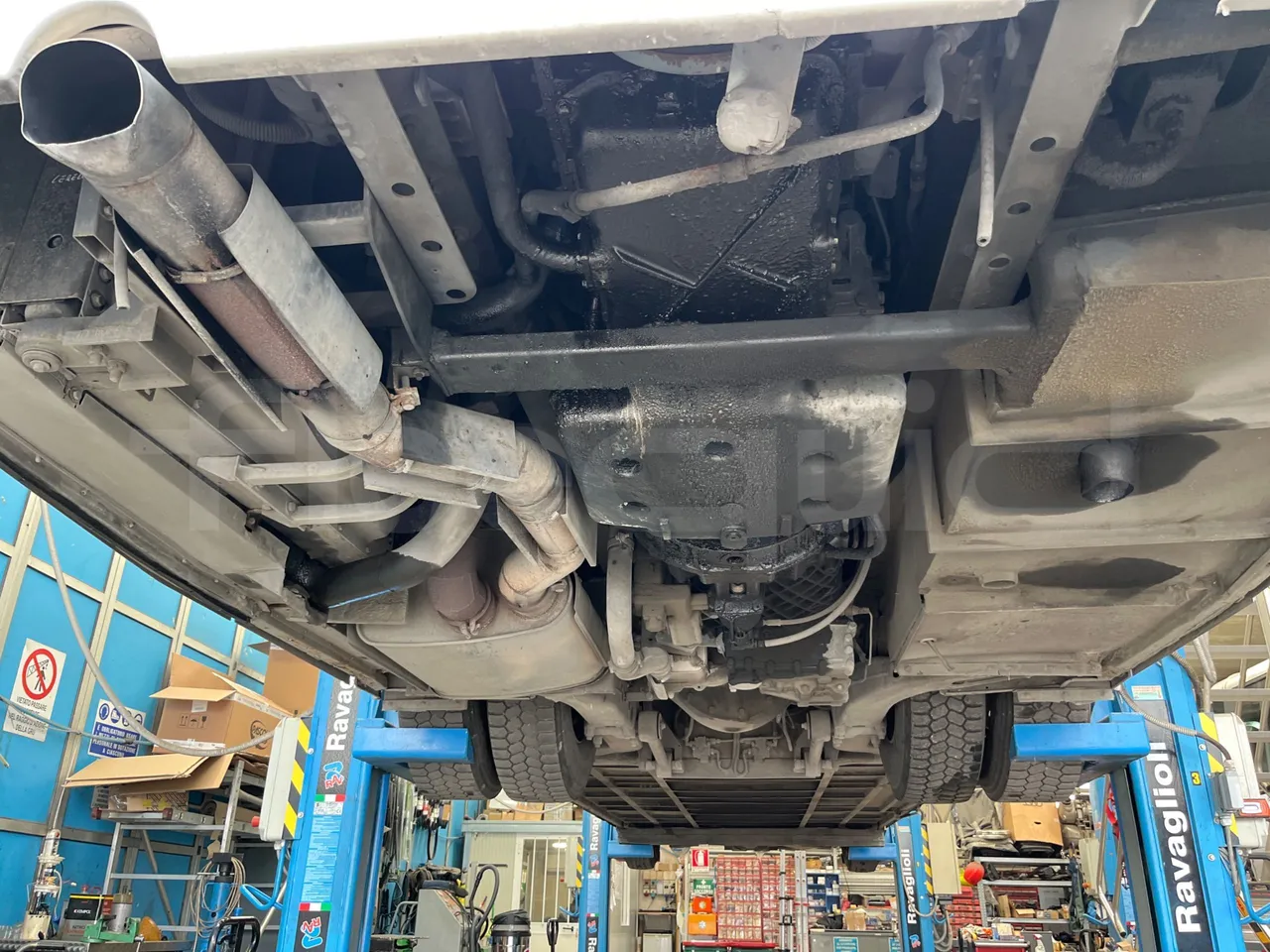 Temsa Safari TB162R - Euro3 - 265kW - 12mt - bellows turntable (18m)