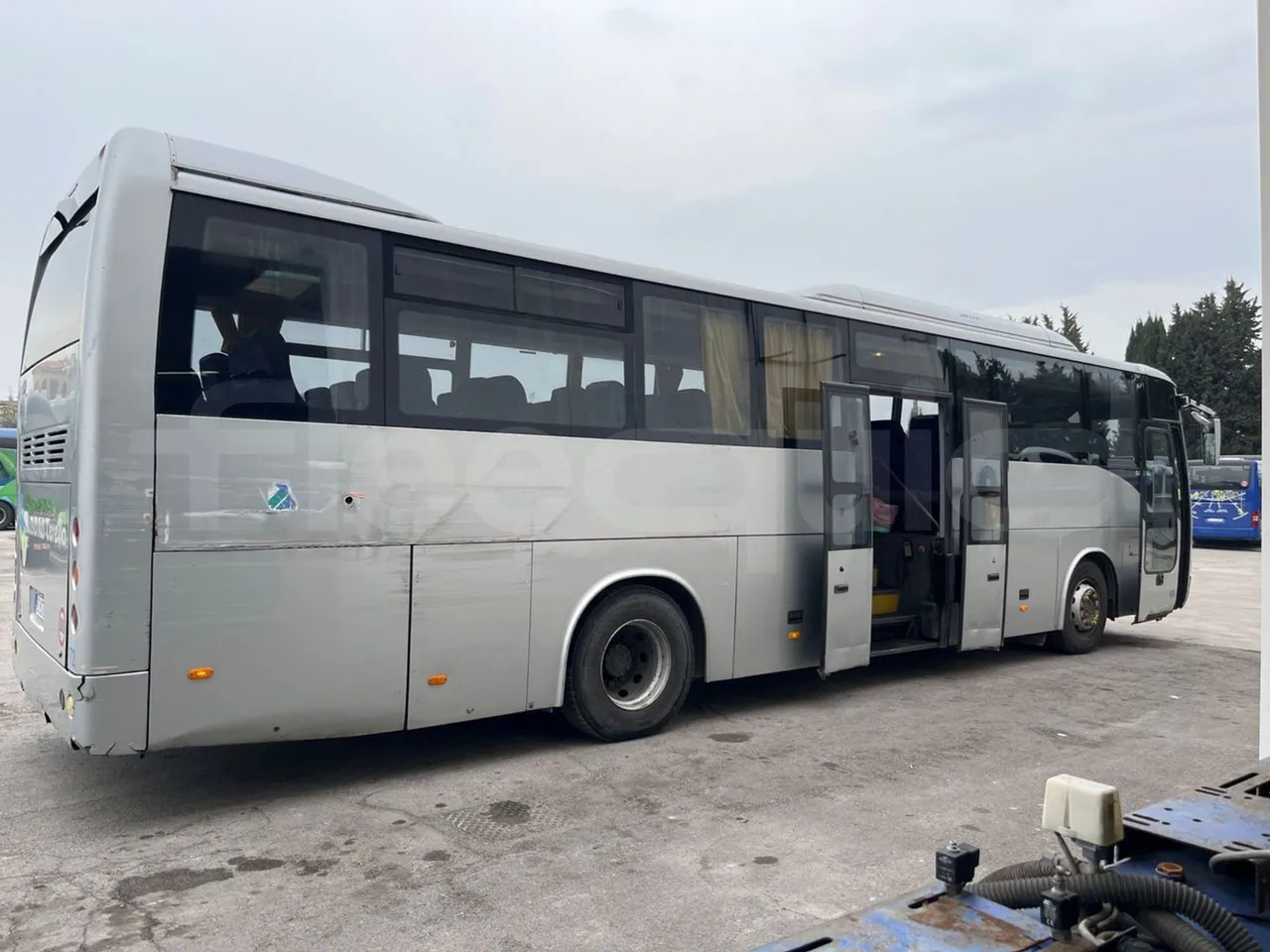 Temsa Safari TB162R - Euro3 - 265kW - 12mt - right side doors open