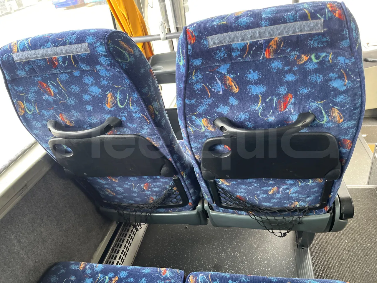 Temsa Safari TB162R - Euro3 - 265kW - 12mt - table detail photo