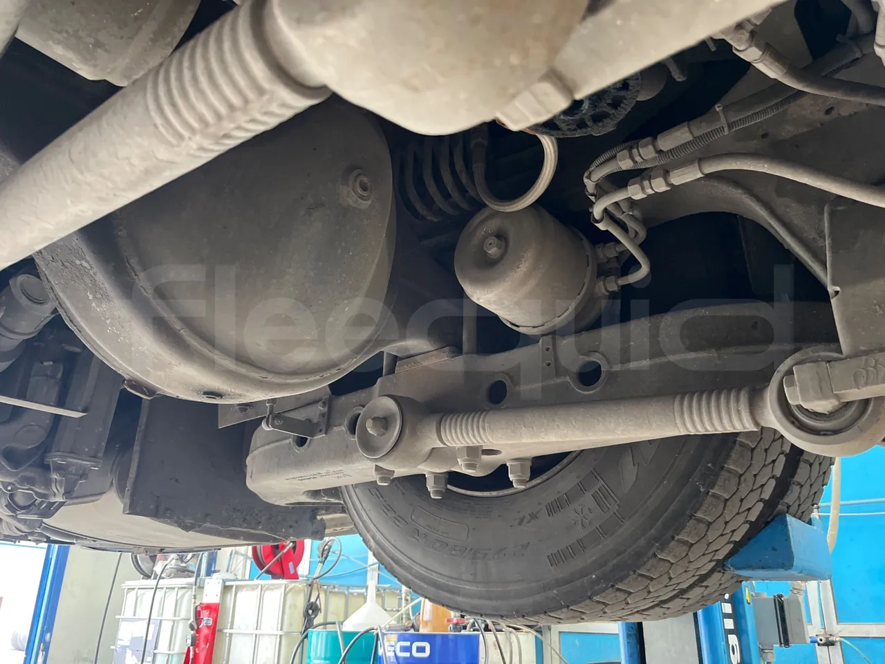 Temsa Safari TB162R - Euro3 - 265kW - 12mt - axle 3 left side