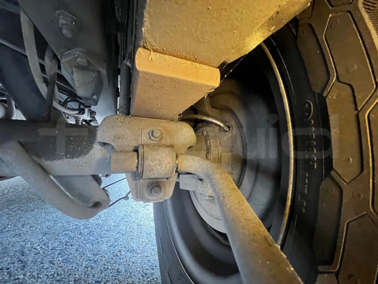 Iveco A50C17 CA1S1B-1E1DM/ Euro 5 - 125 Kw - 7.8 Mt - axle 2 caliper brakes right