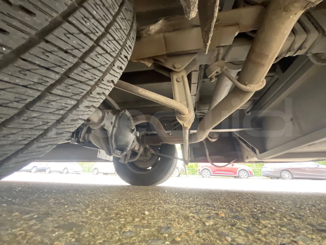 Iveco A50C17 CA1S1B-1E1DM/ Euro 5 - 125 Kw - 7.8 Mt - front shock absorbers left