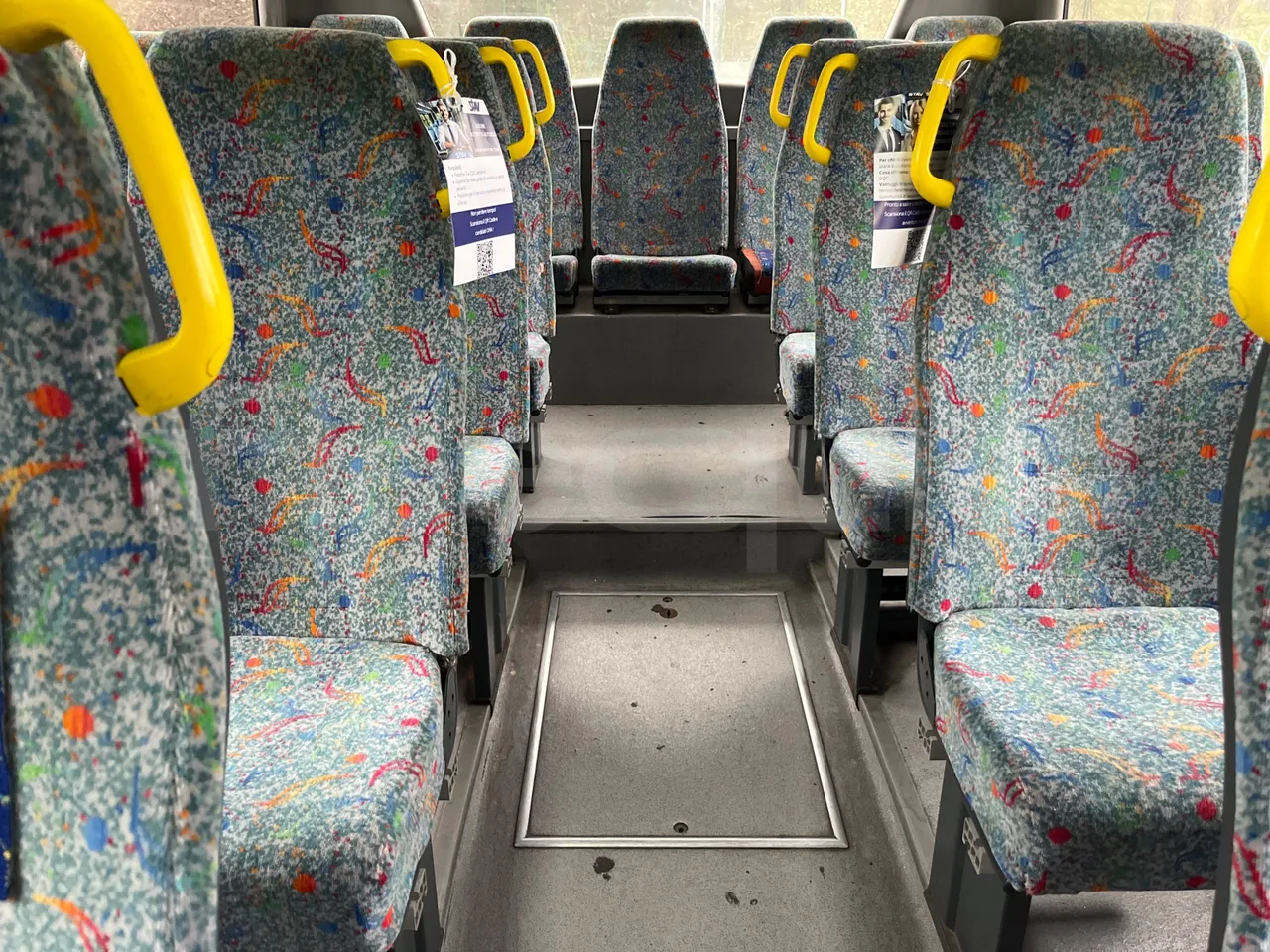 Scania Omniline IL94IB - Euro3 - 221kW - 12mt - floor hatches photo