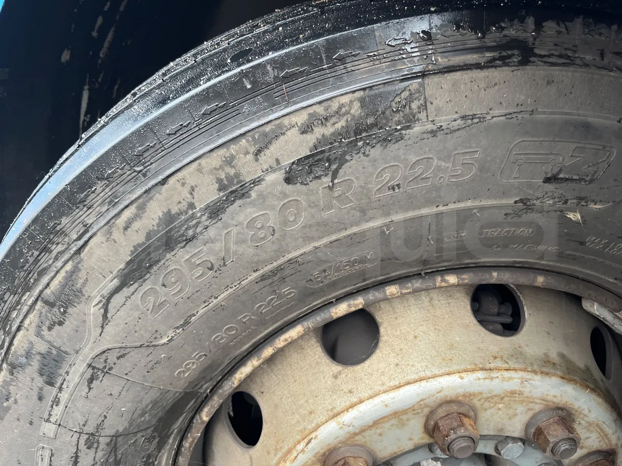 Scania Omniline IL94IB - Euro3 - 221kW - 12mt - front left tire measurements