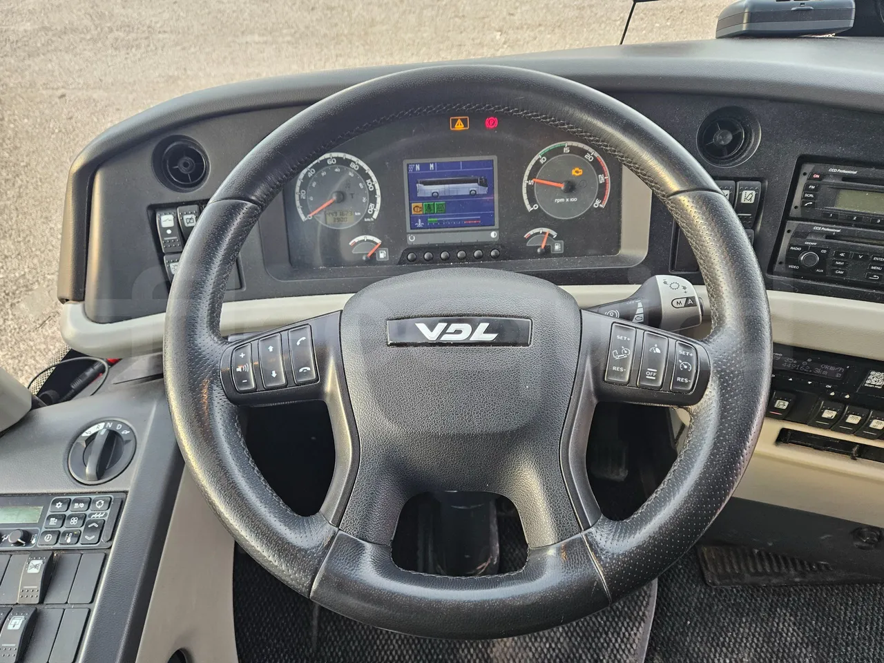 Vdl Futura 501E1 - Euro6 - 320kW - 12.875mt - steering wheel photo