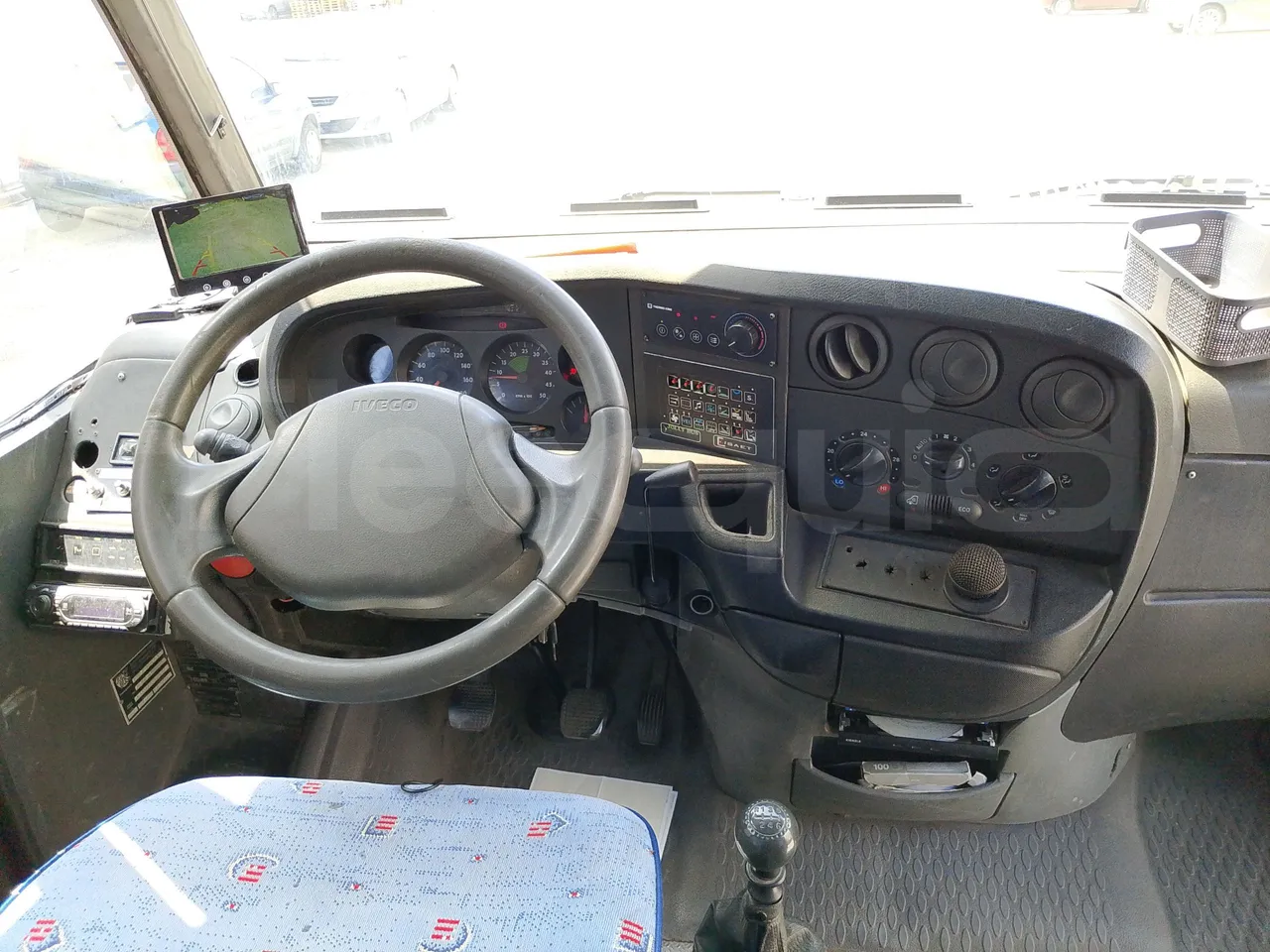 Iveco Daily 65C JBI - EUR3 -122kW - 6.9m - buttons panels on (mandatory for bus to scrap)