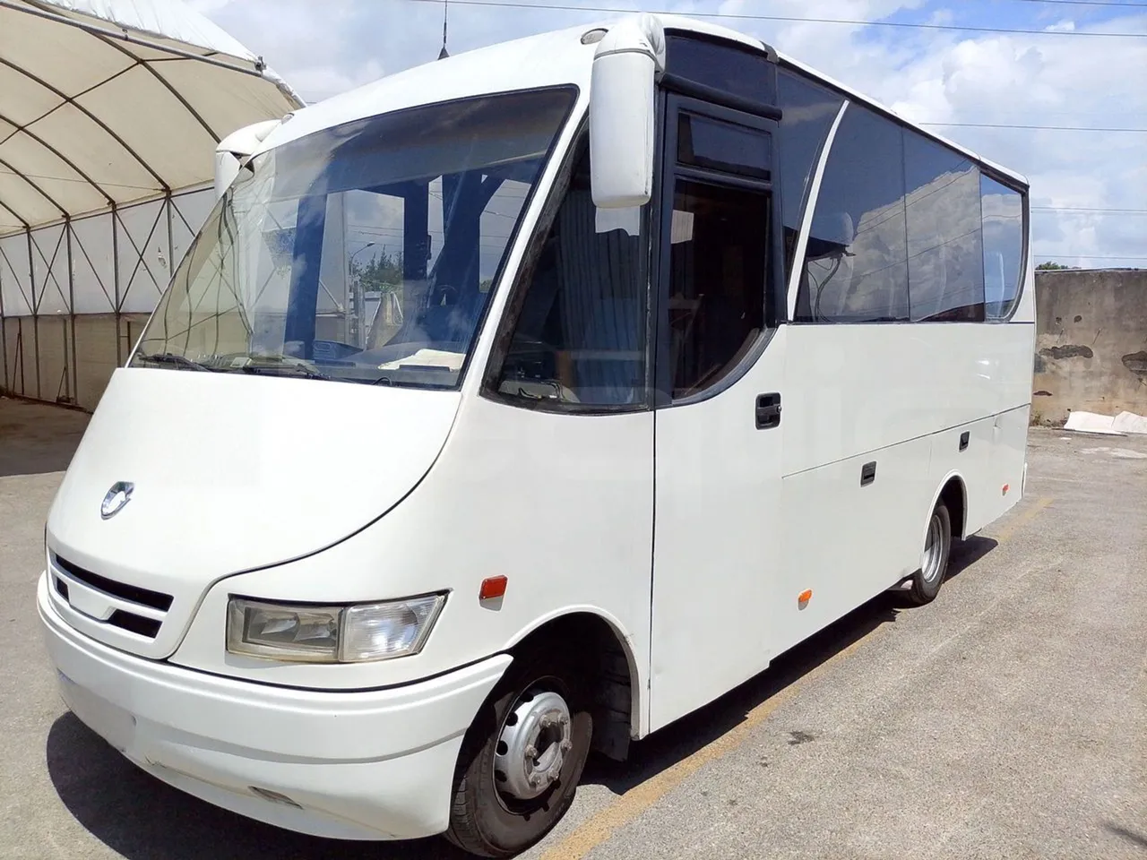 Iveco Daily 65C JBI - EUR3 -122kW - 6.9m - Base cover photo