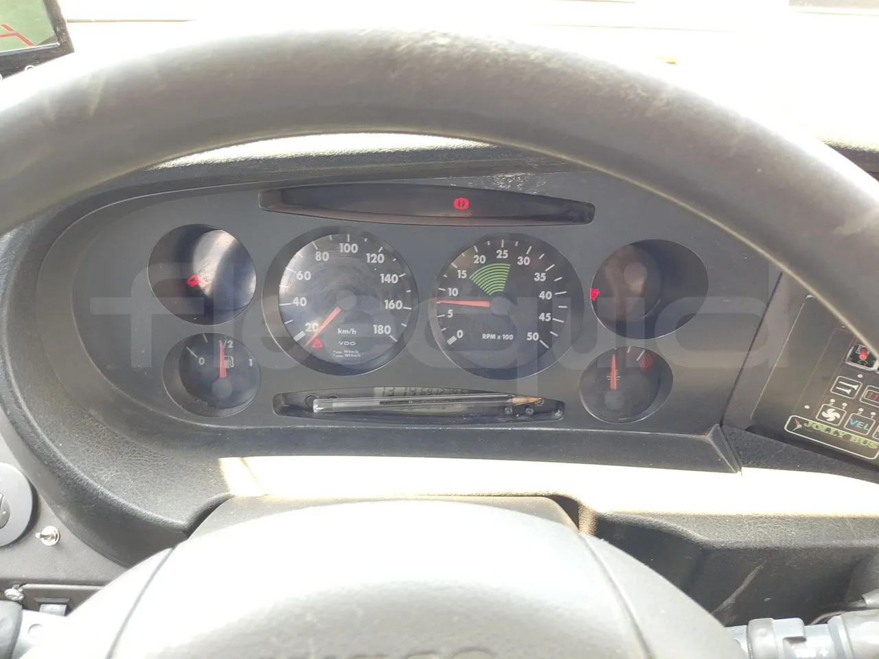 Iveco Daily 65C JBI - EUR3 -122kW - 6.9m - dashboard lights on