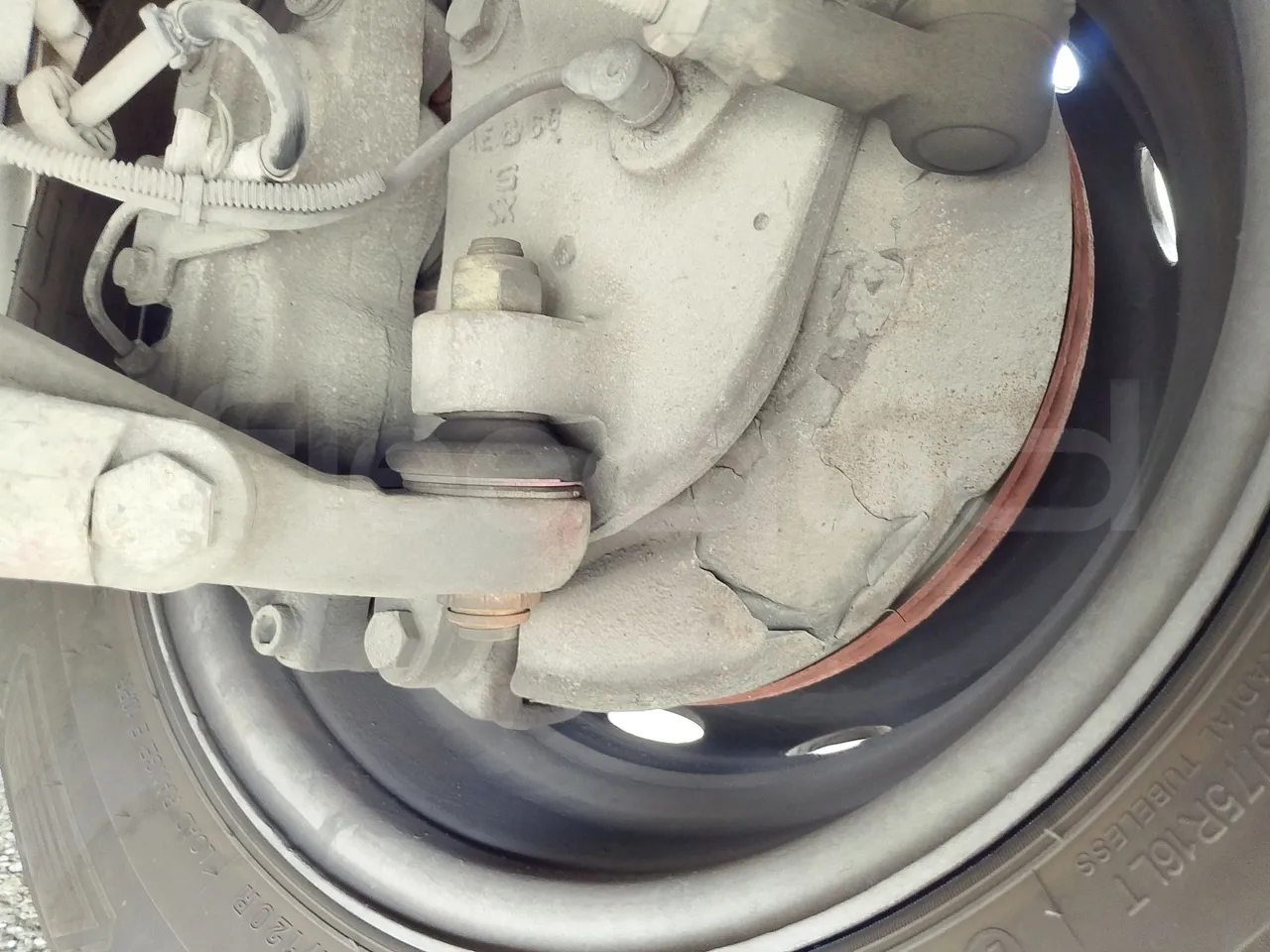 Iveco Daily 65C JBI - EUR3 -122kW - 6.9m - axle 2 discs right