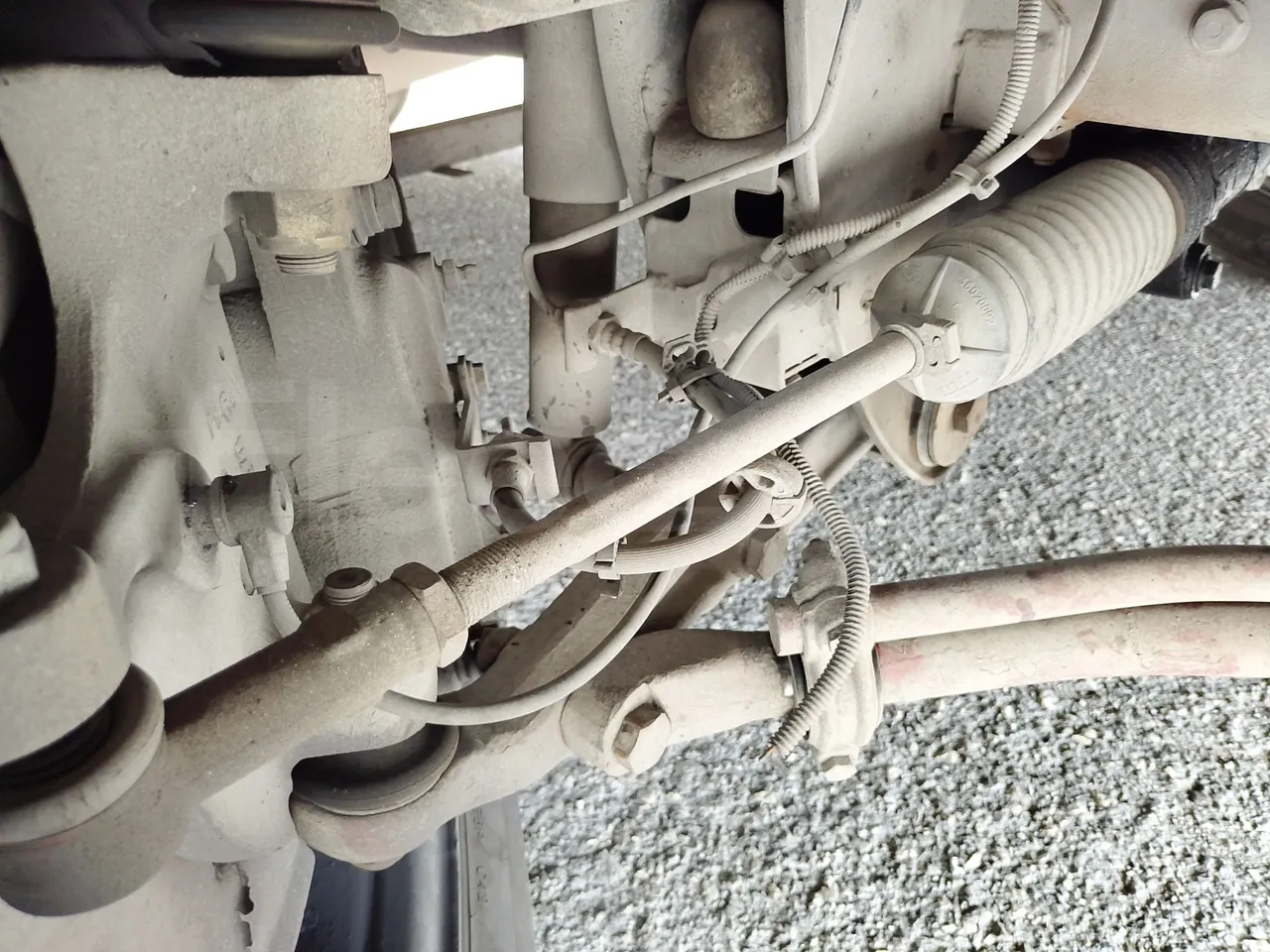 Iveco Daily 65C JBI - EUR3 -122kW - 6.9m - front brake calipers left