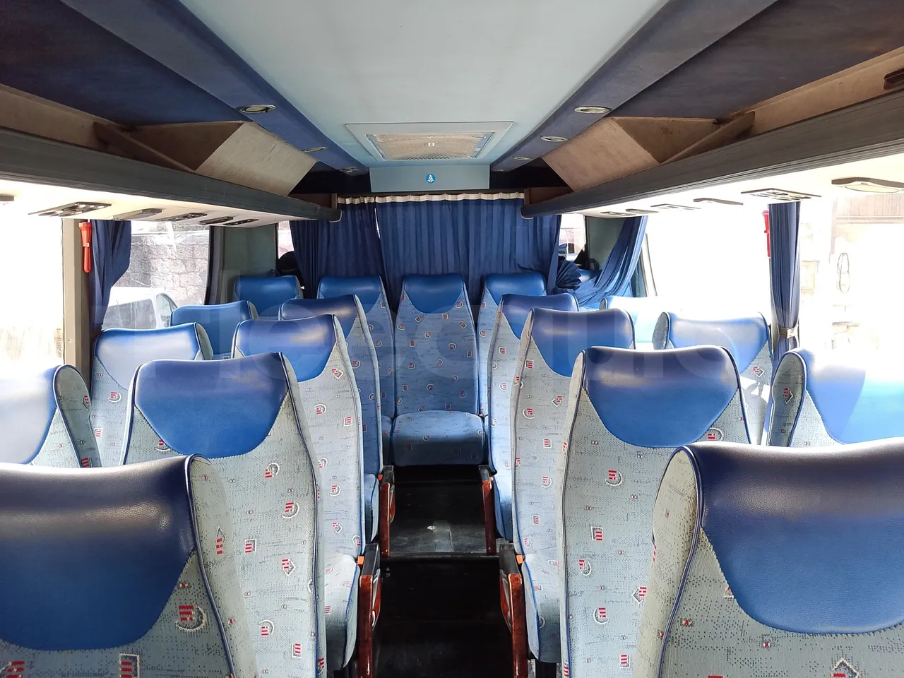Iveco Daily 65C JBI - EUR3 -122kW - 6.9m - reverse view middle aisle