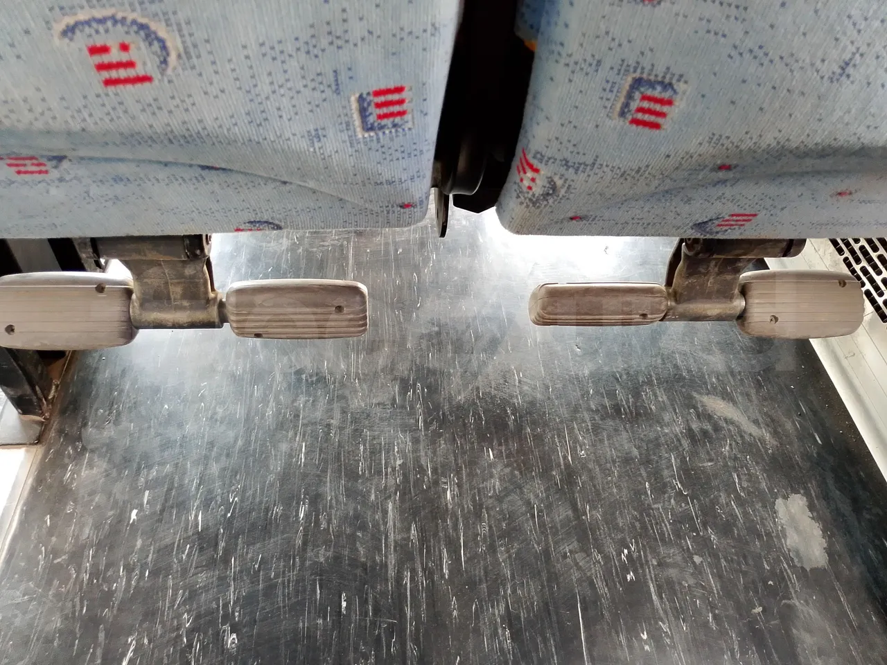 Iveco Daily 65C JBI - EUR3 -122kW - 6.9m - power outlets detail