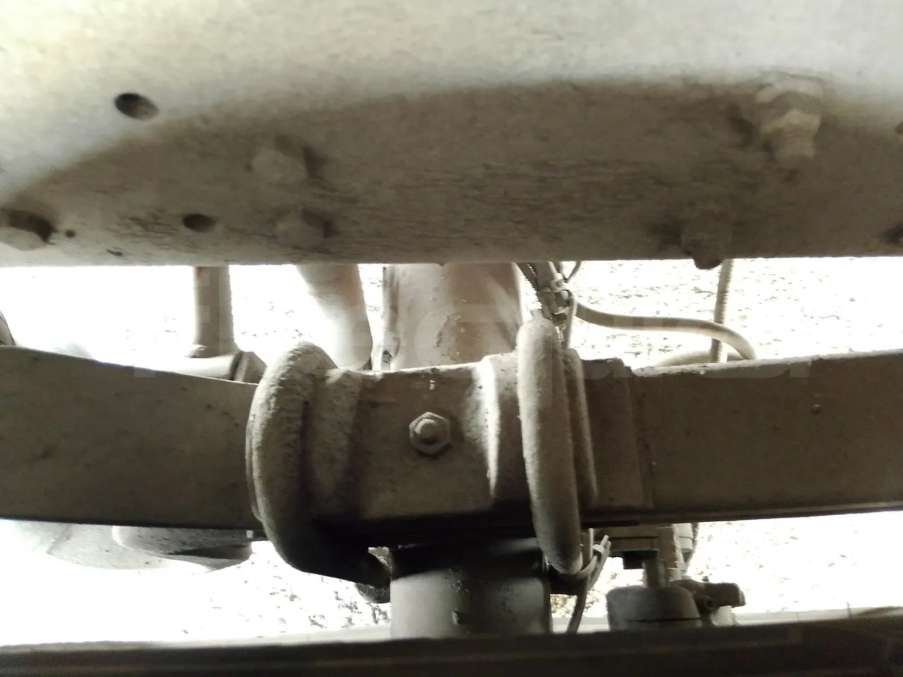 Iveco Daily 65C JBI - EUR3 -122kW - 6.9m - axel 3 leaf spring left