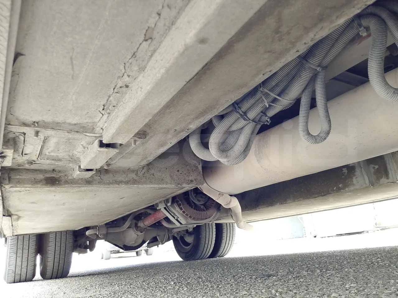 Iveco Daily 65C JBI - EUR3 -122kW - 6.9m - central undercarriage photo