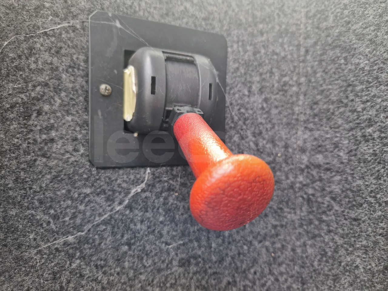 Iveco Cacciamali C5032 -EUR3 -154kW -9.3m - radio accessories photo