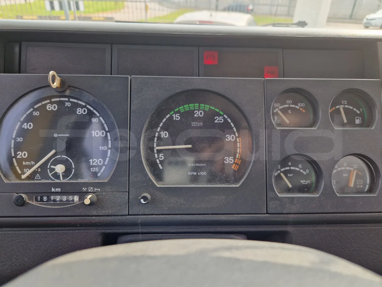 Iveco Cacciamali C5032 -EUR3 -154kW -9.3m - dashboard lights on