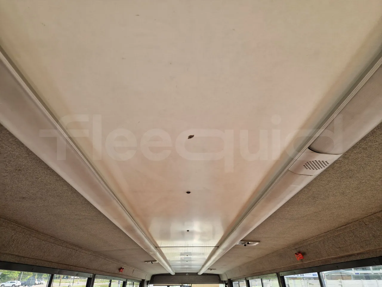 Iveco Cacciamali C5032 -EUR3 -154kW -9.3m - overhead compartments photo