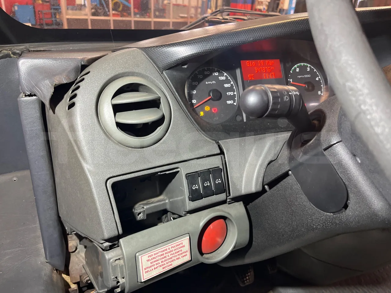 Iveco Daily 70C17 - EUR5 - 125kW - 7.510m - onboard devices 2