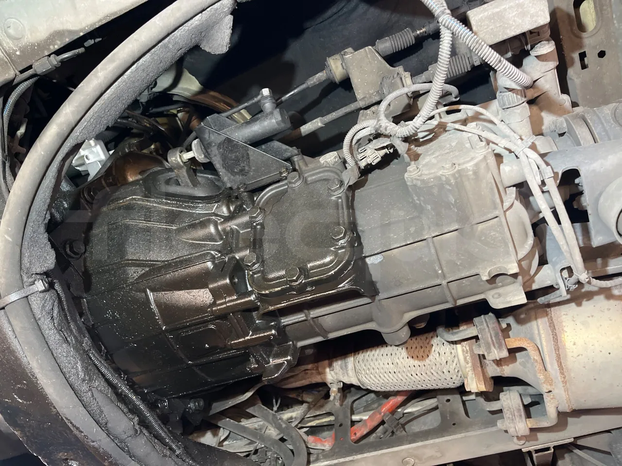 Iveco Daily 70C17 - EUR5 - 125kW - 7.510m - gearbox photo