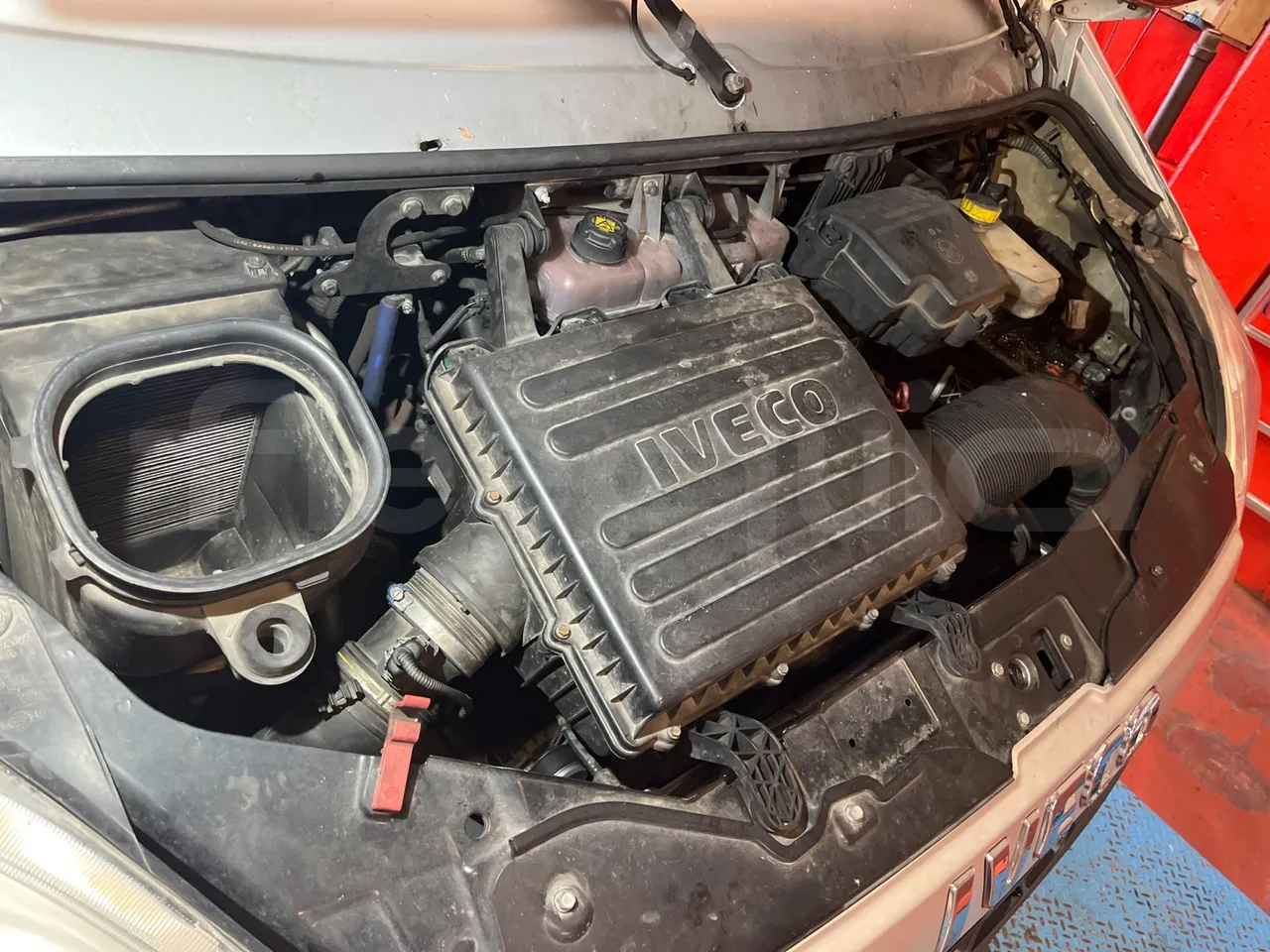 Iveco Daily 70C17 - EUR5 - 125kW - 7.510m - preheater webasto photo