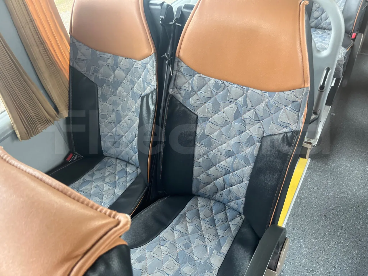 Scania Marcopolo K420EB4x2 - Euro4 - 309kw -12m - central seat safety belt