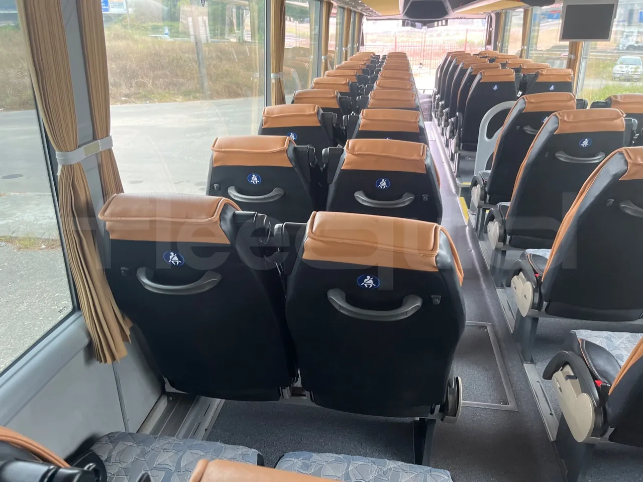 Scania Marcopolo K420EB4x2 - Euro4 - 309kw -12m - forward view all seats last row height