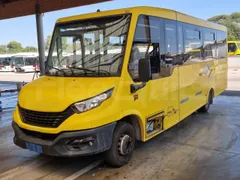 Iveco Indcar WGIVMY11 MOBI SCUOLABUS - EUR6 - 100Kw - 8,592m - 3/4 front left (mandatory for bus to scrap)